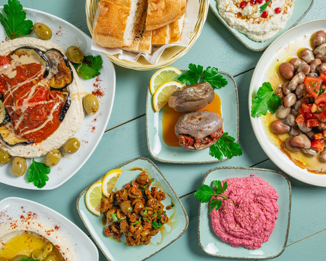 Bunte und wohlschmeckende Speisen aus dem Deli Potsdam