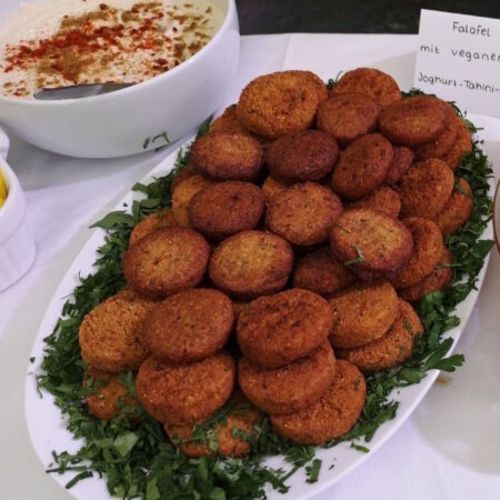 Falafel mit Tahine-Joghurt